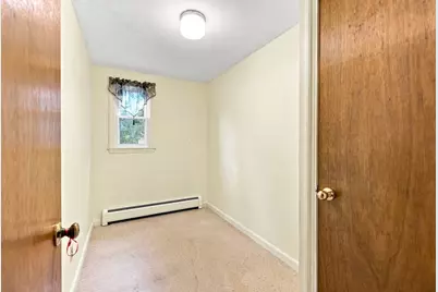 36 Silver Lake Dr, Agawam, MA 01001 - Photo 25