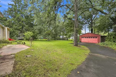 36 Silver Lake Dr, Agawam, MA 01001 - Photo 33