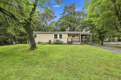 36 Silver Lake Dr, Agawam, MA 01001 - Photo 31
