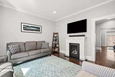 372 Silver St, Boston, MA 02127 - Photo 3