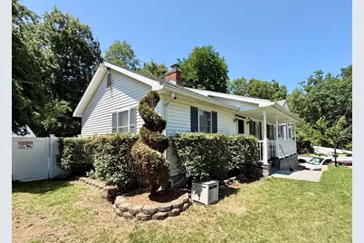 66 Barrison St, Springfield, MA 01109 - Photo 3