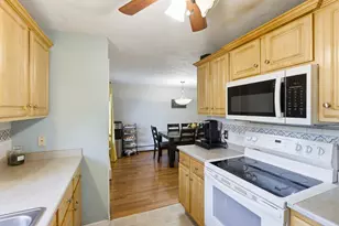 31 Patriot Rd, Fitchburg, MA 01420 - Photo 9