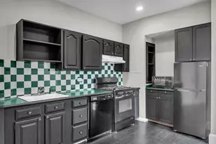 44 Pingree St, Salem, MA 01970 - Photo 5
