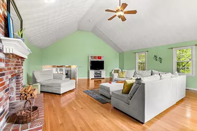 19 Noel Rd, Andover, MA 01810 - Photo 7