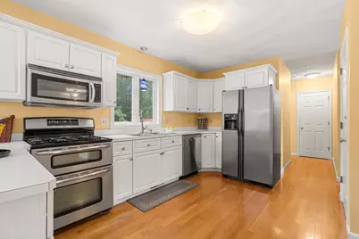 19 Noel Rd, Andover, MA 01810 - Photo 5
