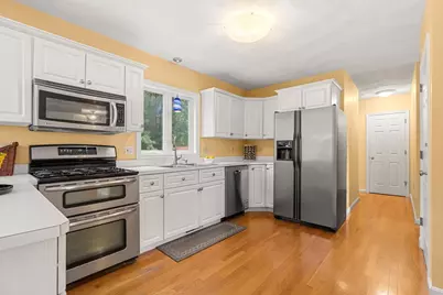 19 Noel Rd, Andover, MA 01810 - Photo 5