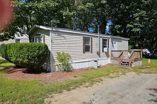 29 Catacunemaug Rd, Shirley, MA 01464 - Photo 1