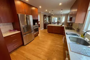 81 Poplar St, Watertown, MA 02472 - Photo 7