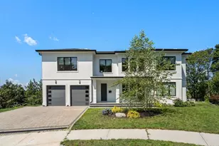 20 Peachtree Ln, Newton, MA 02459 - Photo 3
