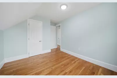 57 Corbett St, Lowell, MA 01852 - Photo 21
