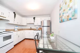 11 Cogswell Ave, Cambridge, MA 02140 - Photo 3