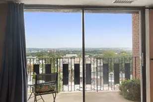 390 Broadway, Somerville, MA 02145 - Photo 13