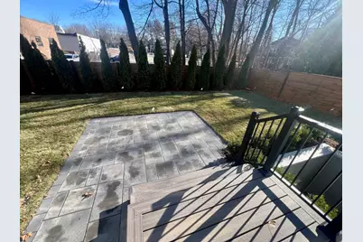 10 Webber Avenue #202, Bedford, MA 01730 - Photo 11