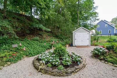 37 Pine St, Natick, MA 01760 - Photo 21