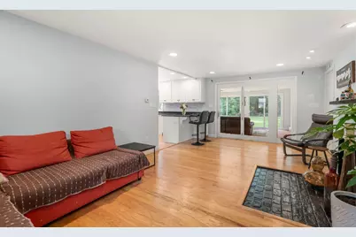 7 Lamphere Cir, Framingham, MA 01701 - Photo 17
