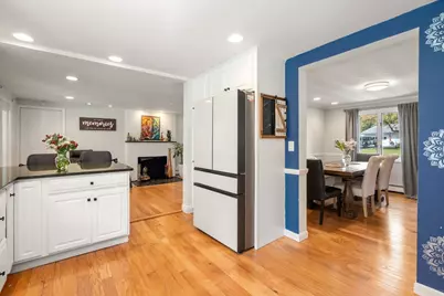 7 Lamphere Cir, Framingham, MA 01701 - Photo 13