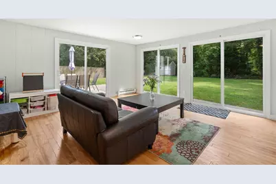 7 Lamphere Cir, Framingham, MA 01701 - Photo 19