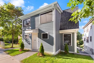 709 Belmont St, Belmont, MA 02478 - Photo 3