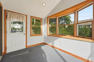 73 Edmund St, East Longmeadow, MA 01028 - Photo 9