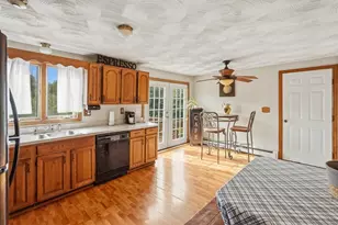 4 Henry Marsh Rd, Oxford, MA 01540 - Photo 1