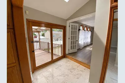 27 Fenwick, Revere, MA 02151 - Photo 11