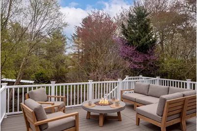 10 Knollwood Dr, Mattapoisett, MA 02739 - Photo 9