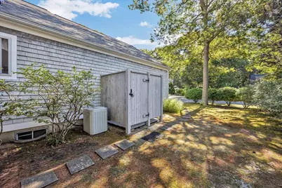 103 Sandcastle Dr, Falmouth, MA 02536 - Photo 9