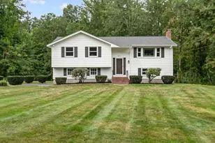 18 Cowdrey Ln, Acton, MA 01720 - Photo 1