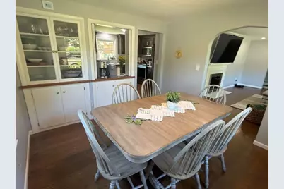 91 Pleasant St, Northborough, MA 01532 - Photo 5