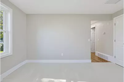 28 Deerfield Rd, Attleboro, MA 02703 - Photo 11