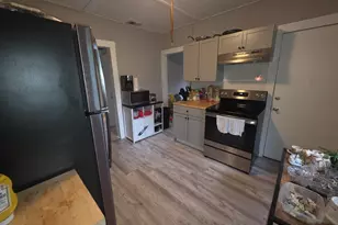 48 4th, Pittsfield, MA 01201 - Photo 19