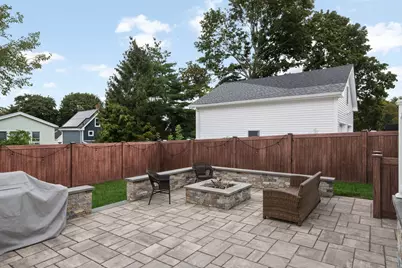 37 Lynde Ave, Melrose, MA 02176 - Photo 19