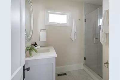 37 Lynde Ave, Melrose, MA 02176 - Photo 15
