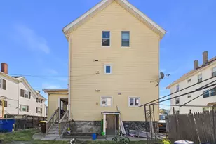 73 Wooley St, Fall River, MA 02724 - Photo 11