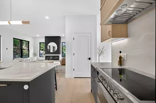 84 East Side Pkwy, Newton, MA 02458 - Photo 7