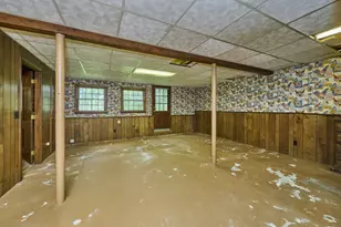 4 Hyder St, Westborough, MA 01581 - Photo 31