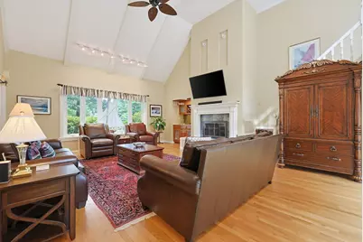 66 Farrington Ln, Marlborough, MA 01752 - Photo 13
