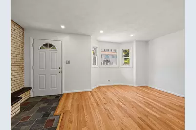 12 Boston St, Lynn, MA 01904 - Photo 9