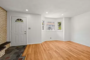 12 Boston St, Lynn, MA 01904 - Photo 9