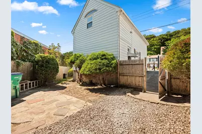 12 Boston St, Lynn, MA 01904 - Photo 39
