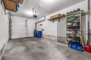 7 Whaler Ln, Quincy, MA 02171 - Photo 31