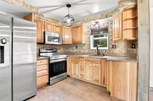 65 Paris Ave, Worcester, MA 01603 - Photo 9