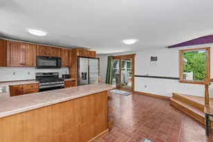 238 Park St, Easthampton, MA 01027 - Photo 9
