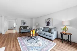 7 Shady Brook Ln, West Springfield, MA 01089 - Photo 3