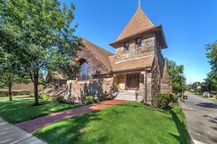 157 Beale St, Quincy, MA 02170 - Photo 1