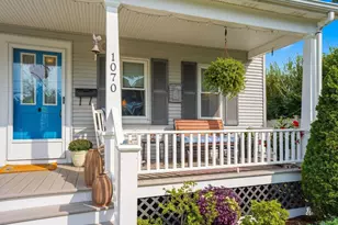 1070 Main St, Wakefield, MA 01880 - Photo 3