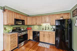 1070 Main St, Wakefield, MA 01880 - Photo 13