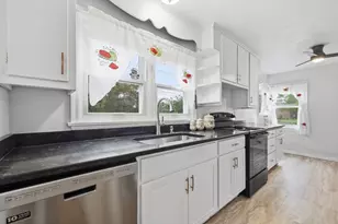 101 Court St, Westfield, MA 01085 - Photo 5
