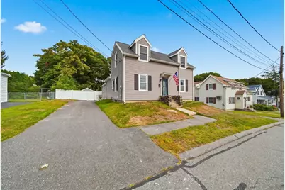 20 Herbert St, Wakefield, MA 01880 - Photo 5