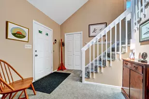 8 Pilgrim Dr, Westford, MA 01886 - Photo 3
